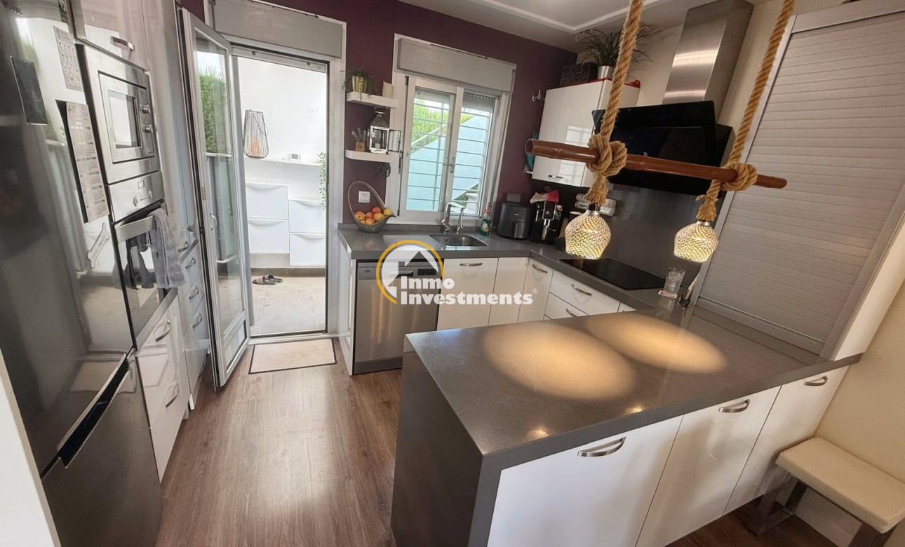 Resale - Bungalow - Ciudad Quesada
