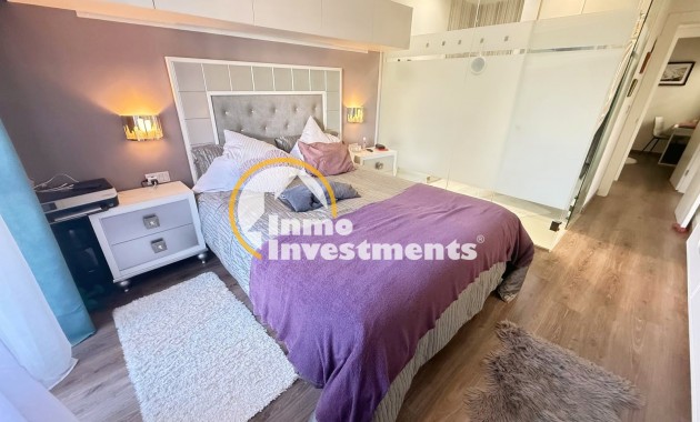 Resale - Bungalow - Ciudad Quesada