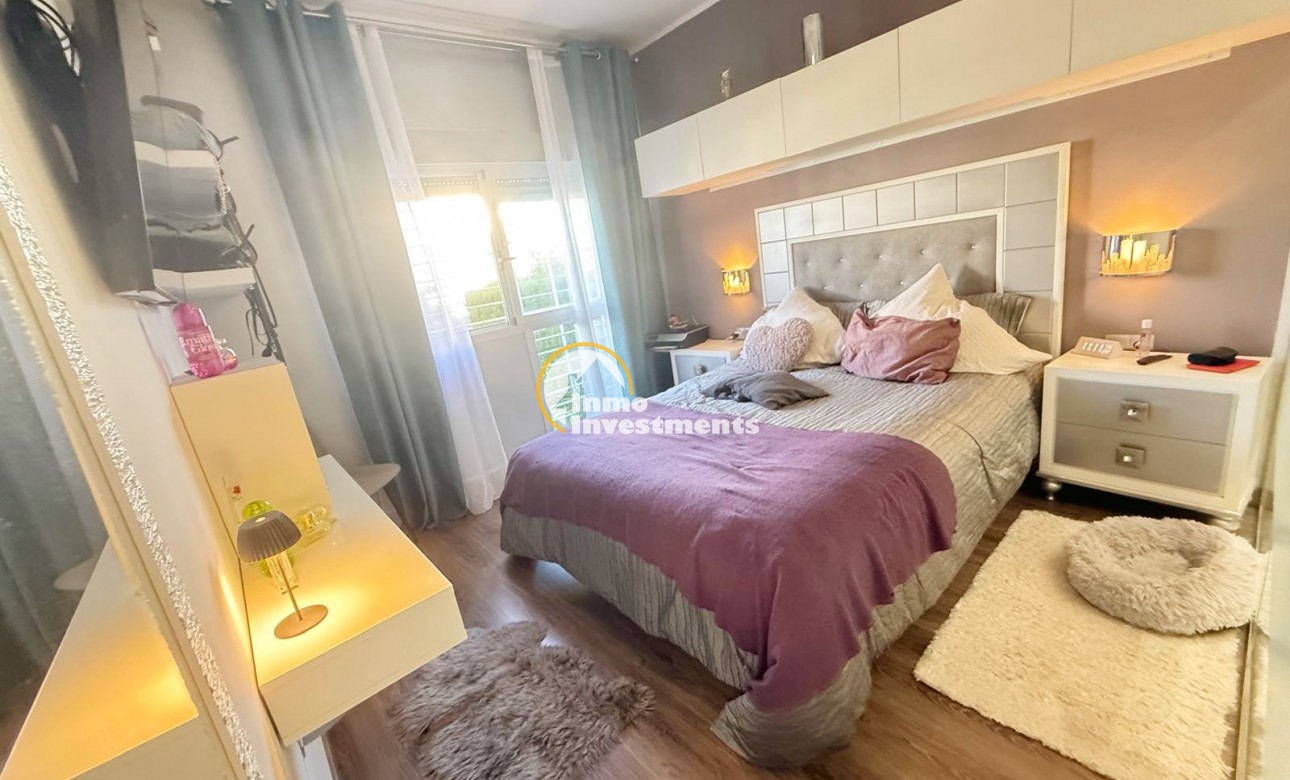 Resale - Bungalow - Ciudad Quesada
