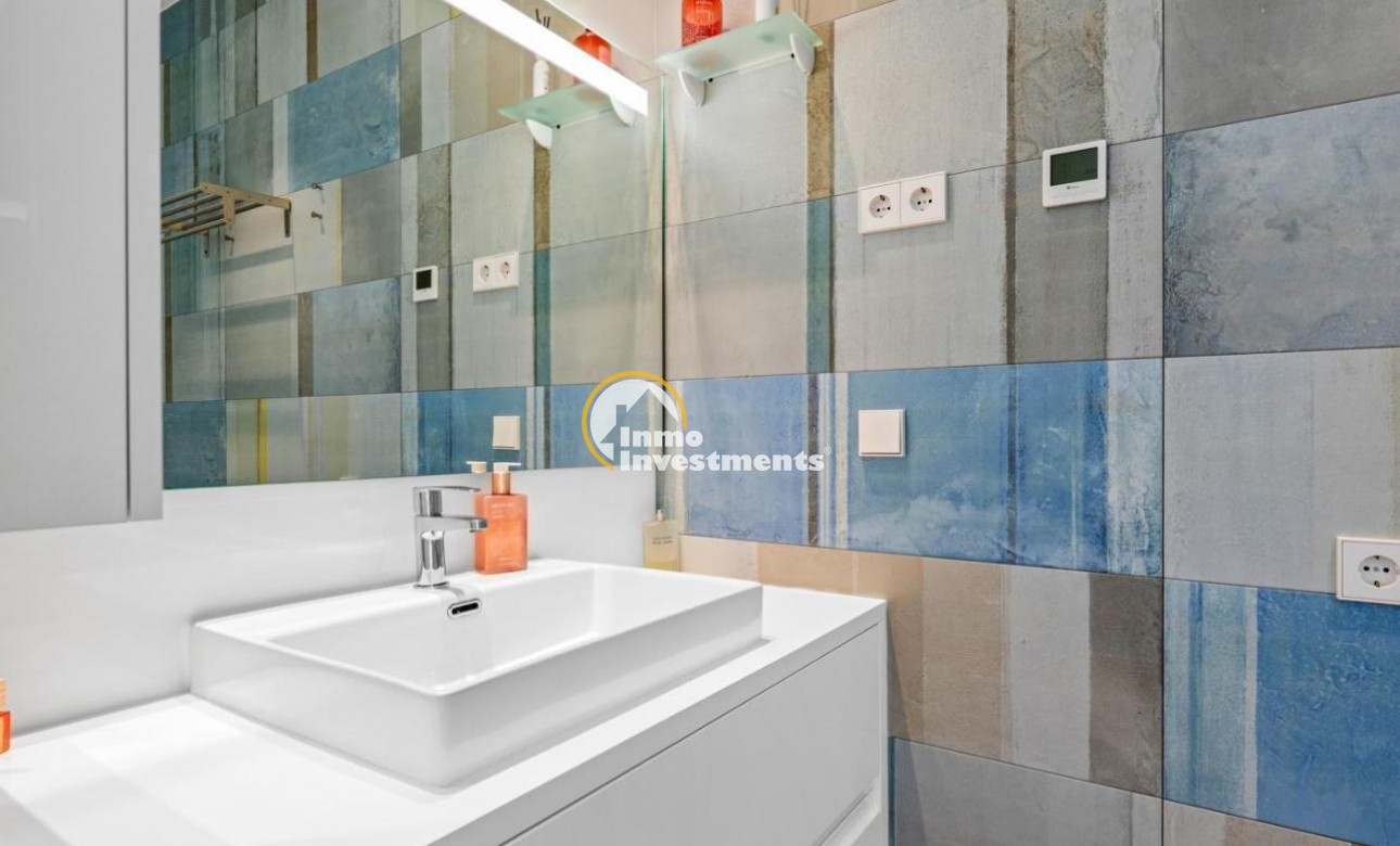 Resale - Apartment - Orihuela Costa - Las Colinas Golf