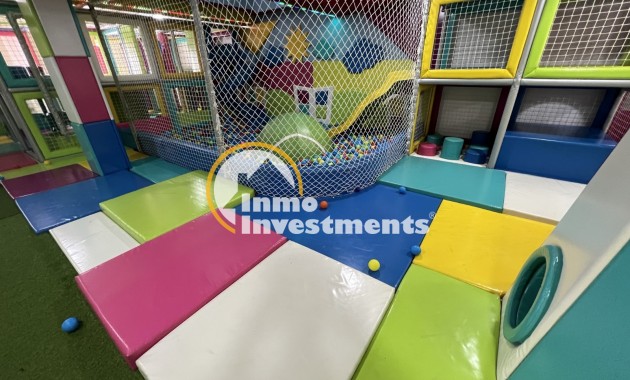 Resale - Commercial - Torrevieja - Costa blanca sur