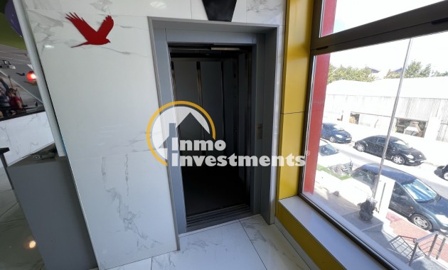 Resale - Commercial - Torrevieja - Costa blanca sur