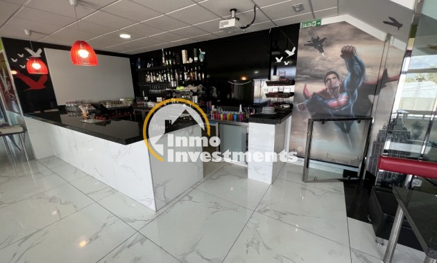 Resale - Commercial - Torrevieja - Costa blanca sur