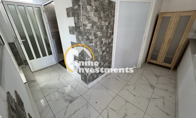Resale - Commercial - Torrevieja - Costa blanca sur