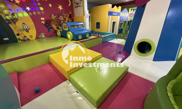 Resale - Commercial - Torrevieja - Costa blanca sur