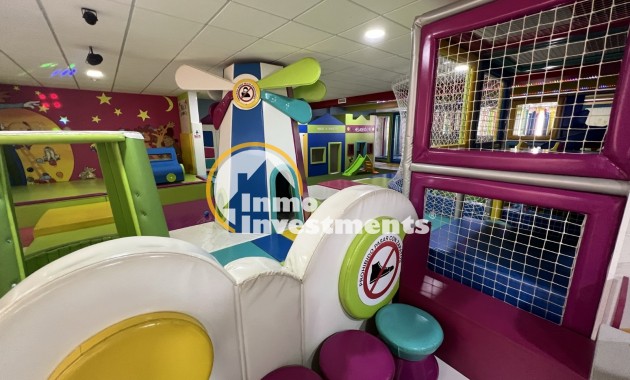 Resale - Commercial - Torrevieja - Costa blanca sur