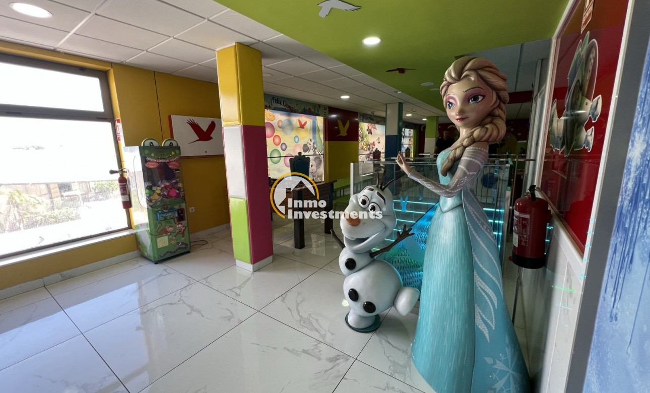 Resale - Commercial - Torrevieja - Costa blanca sur
