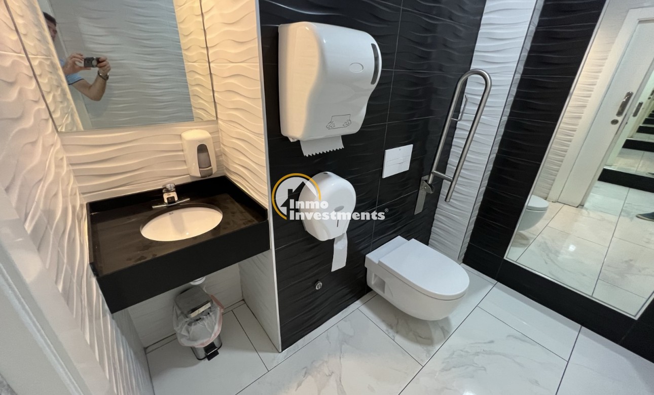 Resale - Commercial - Torrevieja - Costa blanca sur