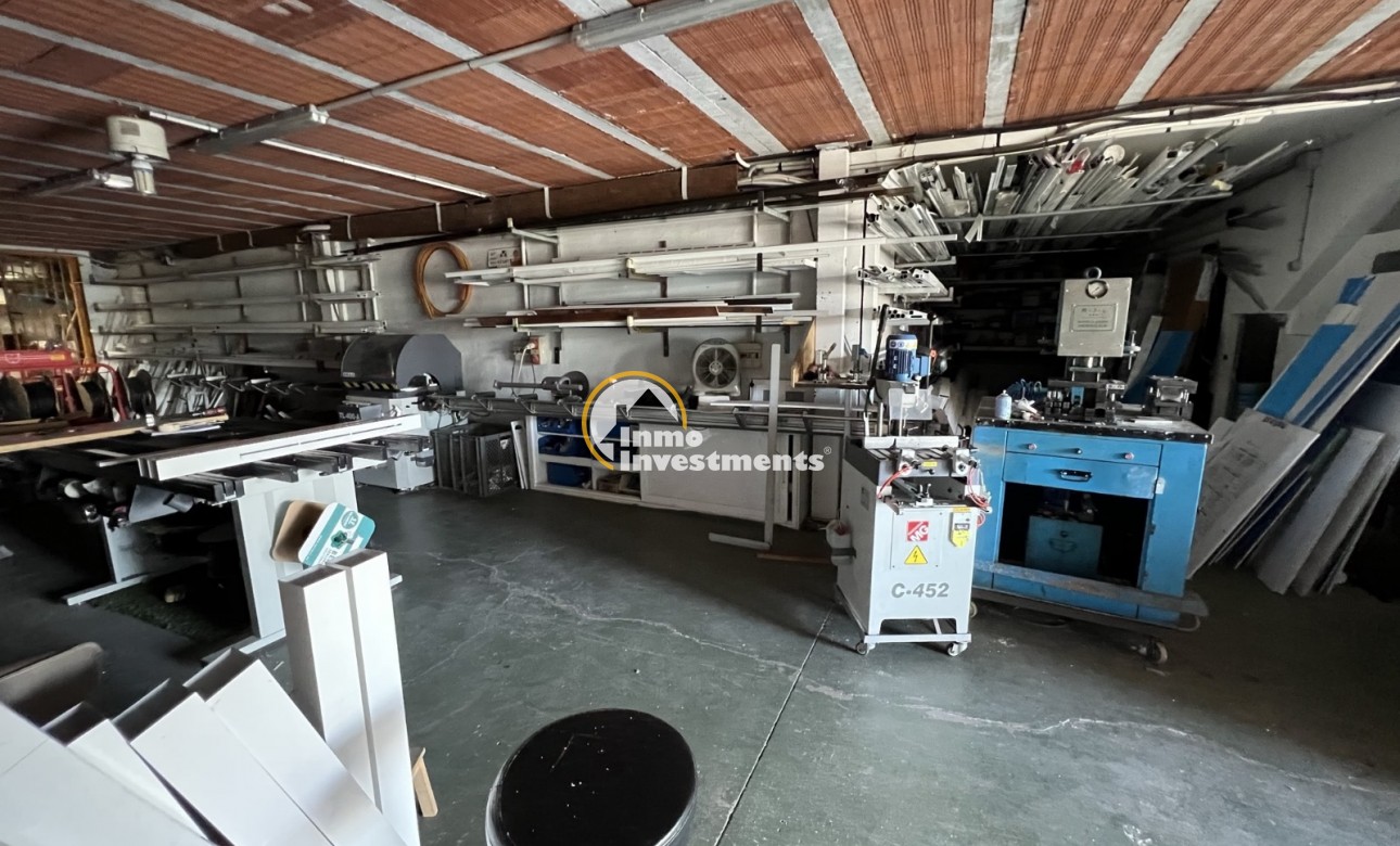 Resale - Commercial - Torrevieja - Costa blanca sur