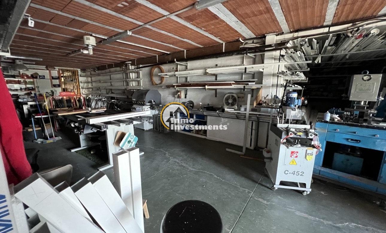 Resale - Commercial - Torrevieja - Costa blanca sur
