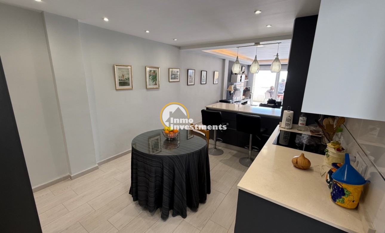 Resale - Apartment - Torrevieja - Costa blanca sur