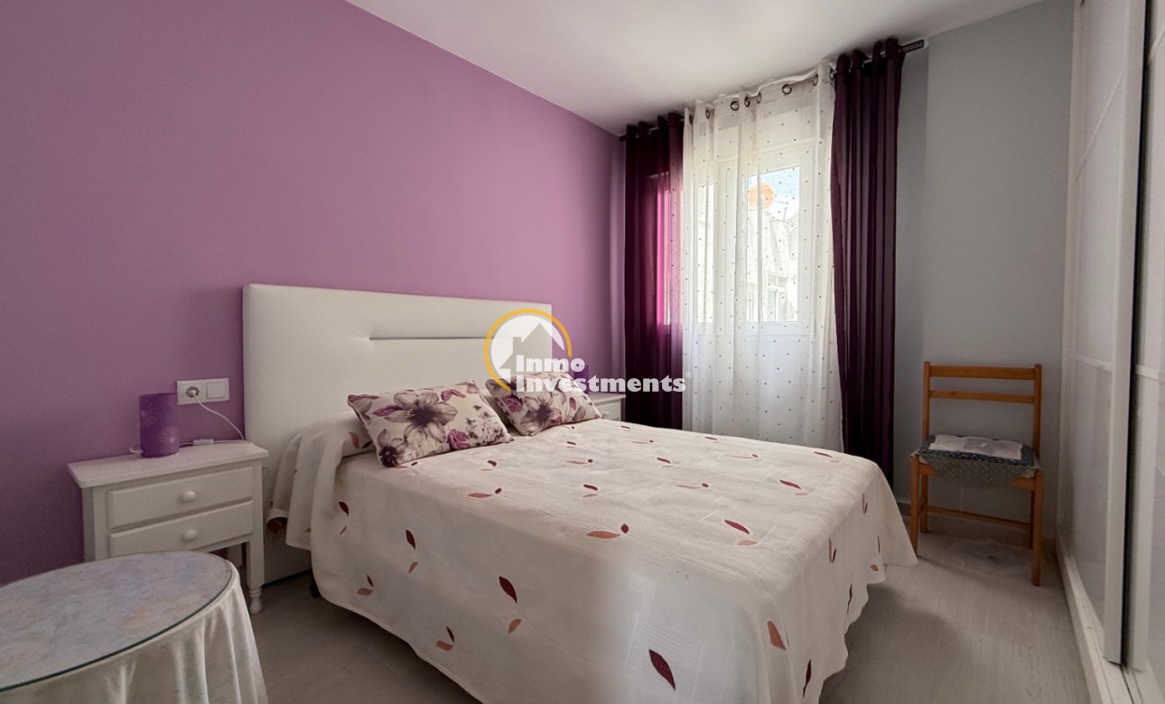 Resale - Apartment - Torrevieja - Costa blanca sur