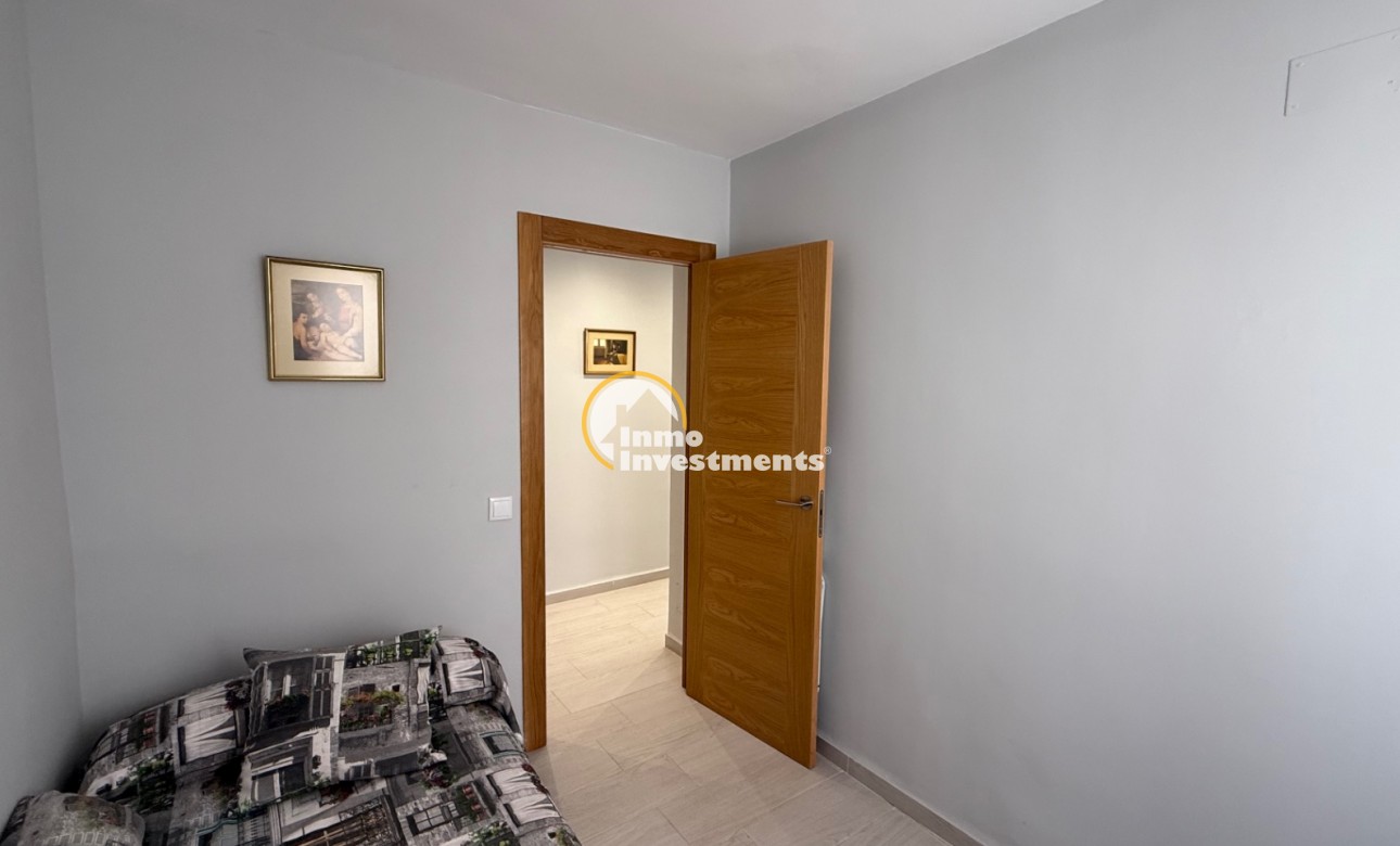 Resale - Apartment - Torrevieja - Costa blanca sur