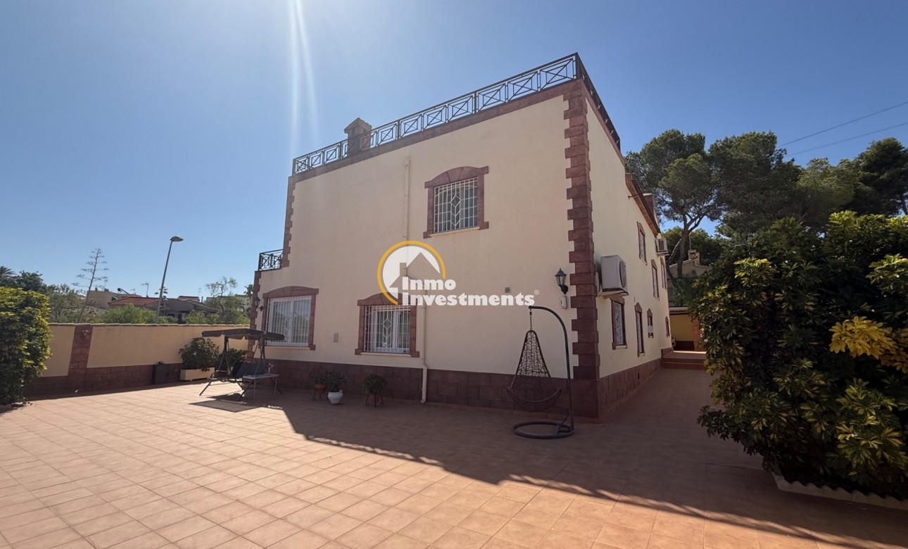 Resale - Villa - Torrevieja - Costa blanca sur