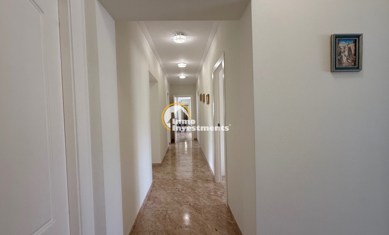 Resale - Villa - Torrevieja - Costa blanca sur