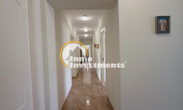 Resale - Villa - Torrevieja - Costa blanca sur