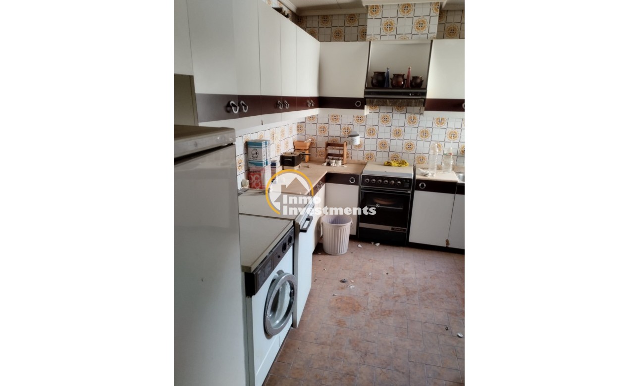 Resale - Commercial - Torrevieja - Costa blanca sur