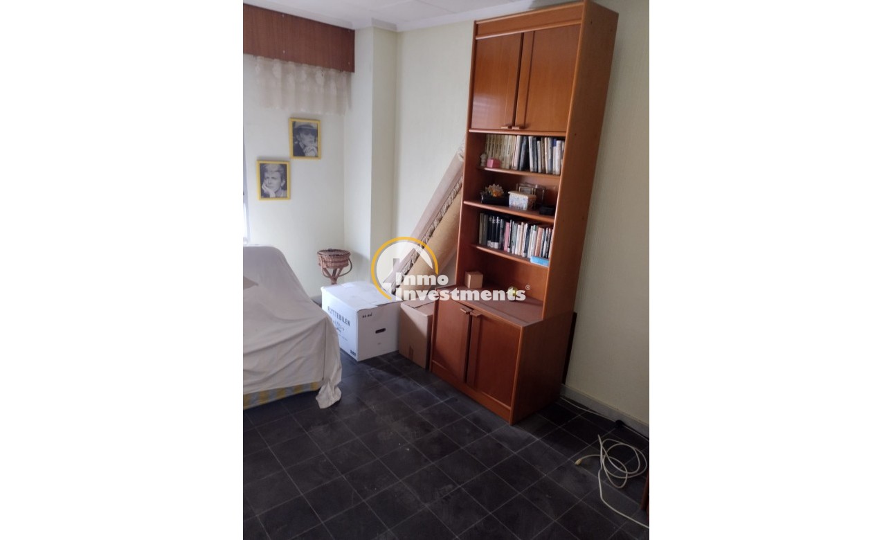 Resale - Commercial - Torrevieja - Costa blanca sur
