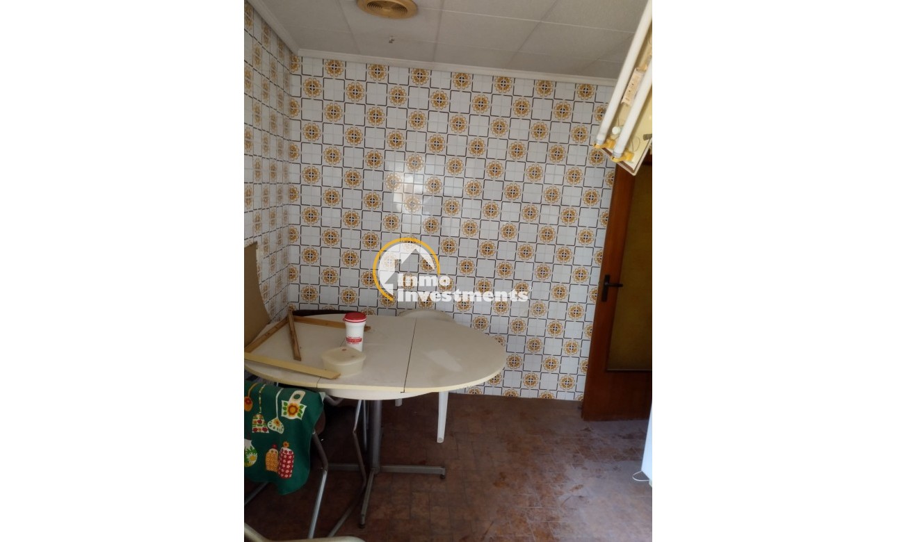 Resale - Commercial - Torrevieja - Costa blanca sur