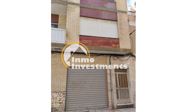 Resale - Commercial - Torrevieja - Costa blanca sur