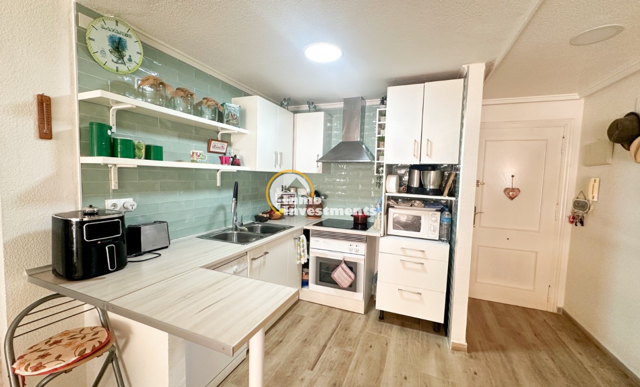 Resale - Apartment - Torrevieja - Centro