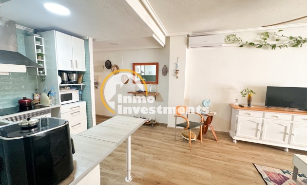 Resale - Apartment - Torrevieja - Centro