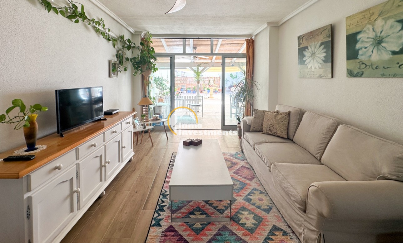 Resale - Apartment - Torrevieja - Centro