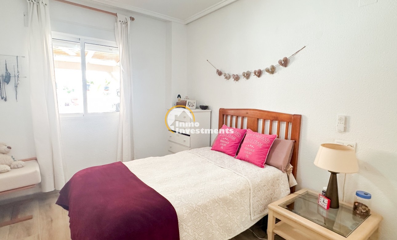 Resale - Apartment - Torrevieja - Centro