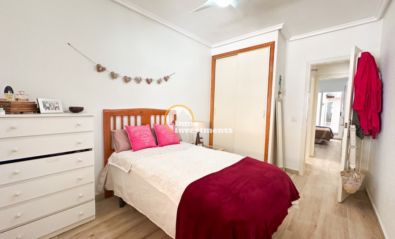 Resale - Apartment - Torrevieja - Centro