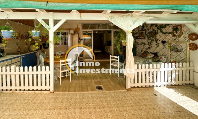 Resale - Apartment - Torrevieja - Centro