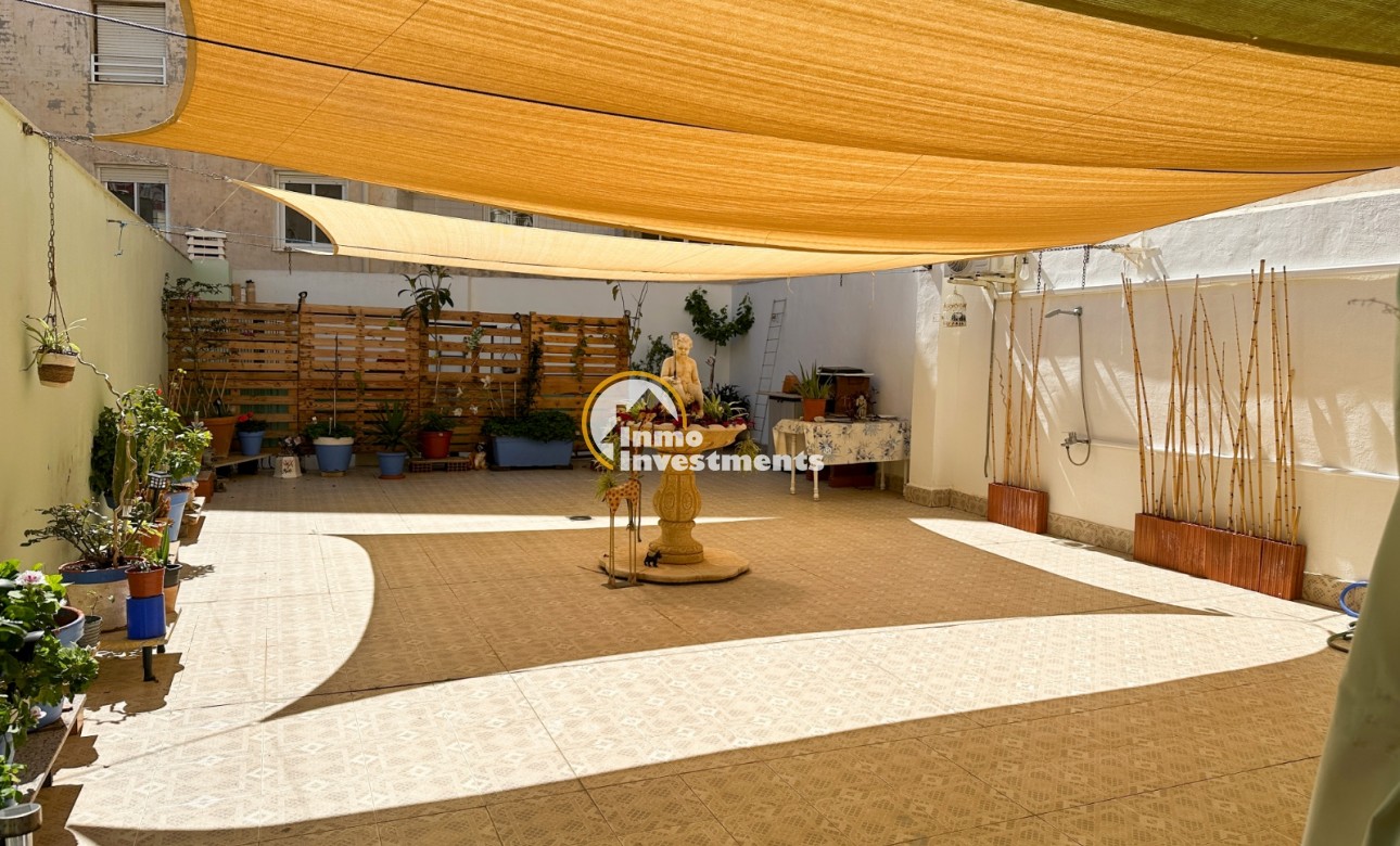 Resale - Apartment - Torrevieja - Centro