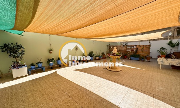 Resale - Apartment - Torrevieja - Centro