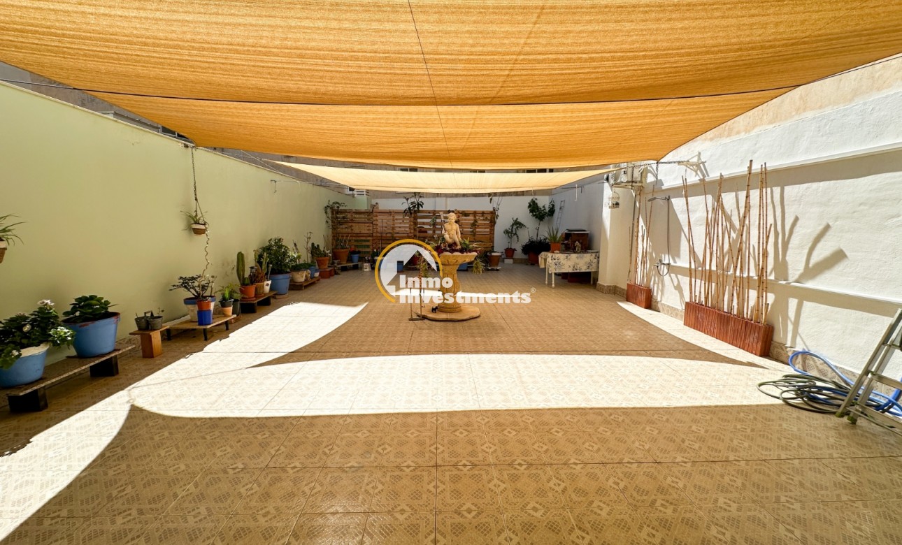 Resale - Apartment - Torrevieja - Centro