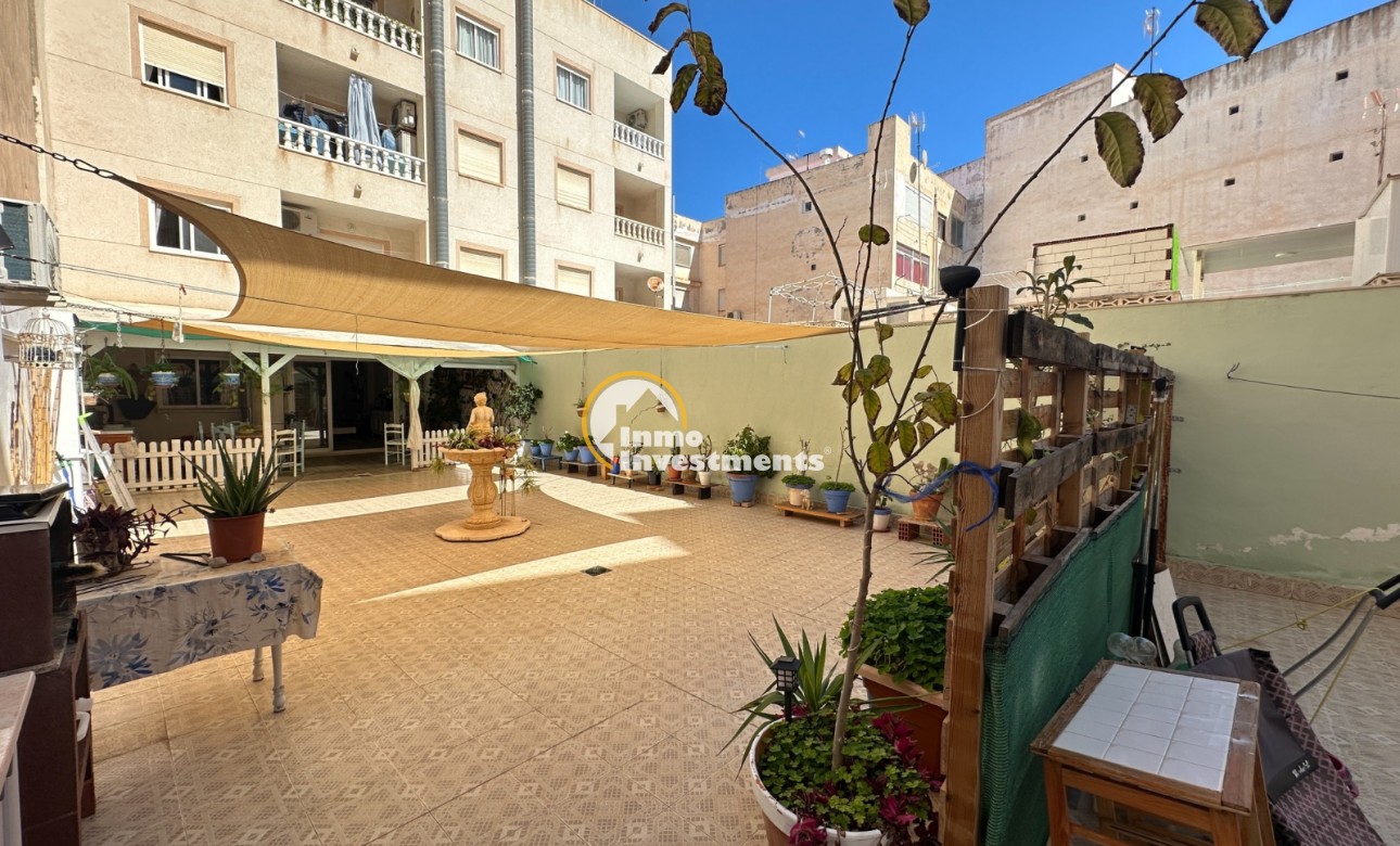 Resale - Apartment - Torrevieja - Centro