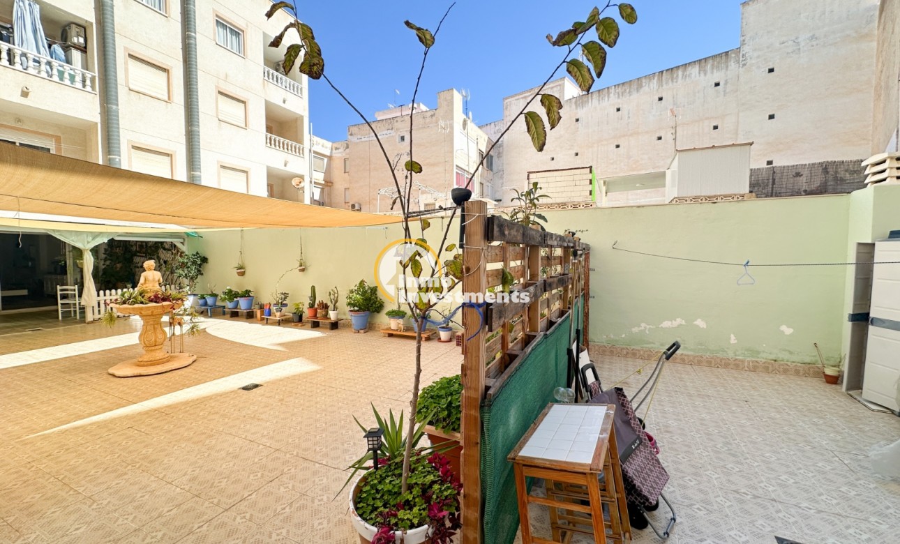 Resale - Apartment - Torrevieja - Centro