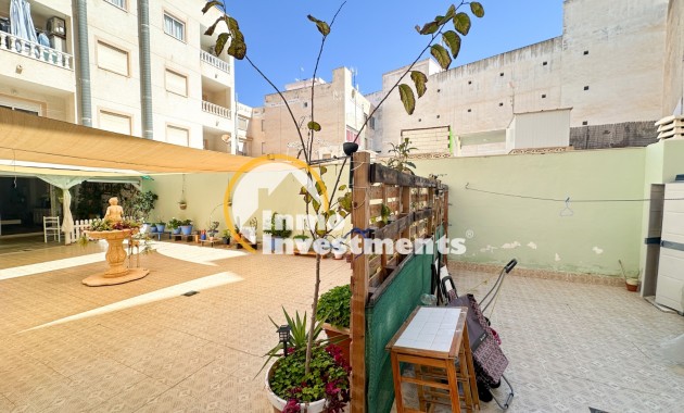 Resale - Apartment - Torrevieja - Centro
