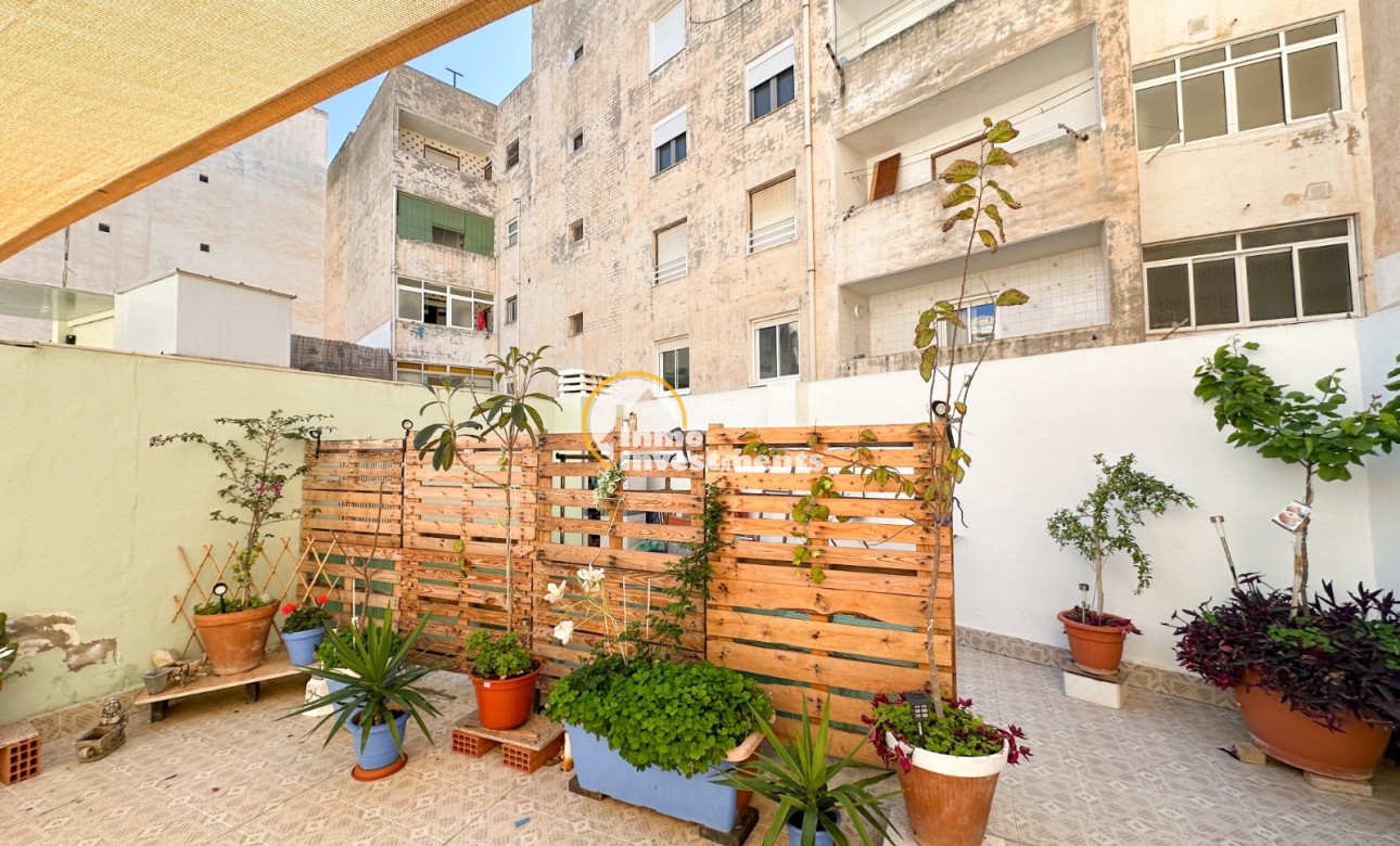 Resale - Apartment - Torrevieja - Centro