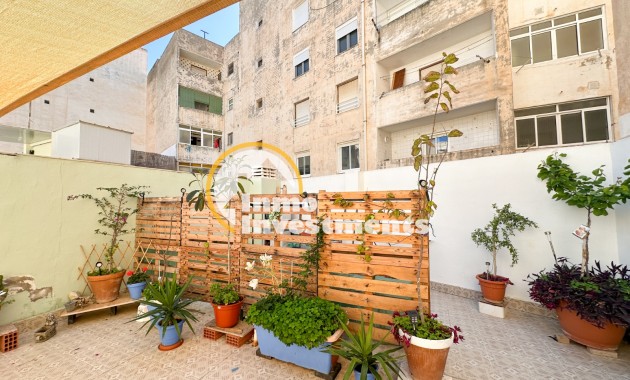 Resale - Apartment - Torrevieja - Centro