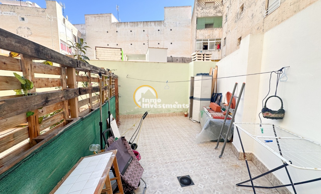 Resale - Apartment - Torrevieja - Centro