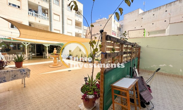 Resale - Apartment - Torrevieja - Centro