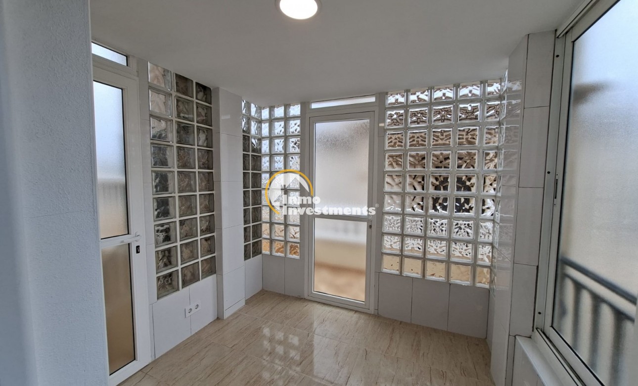 Resale - Bungalow - Orihuela Costa - Playa Flamenca