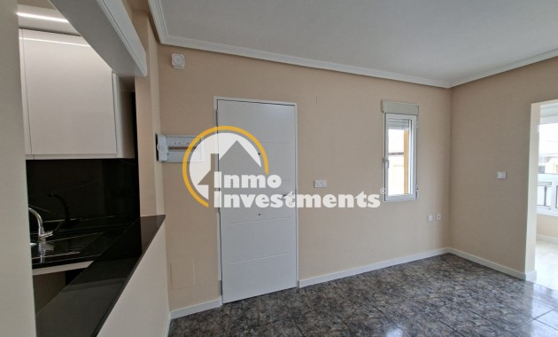 Resale - Bungalow - Orihuela Costa - Playa Flamenca