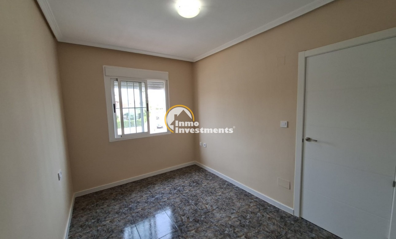 Resale - Bungalow - Orihuela Costa - Playa Flamenca