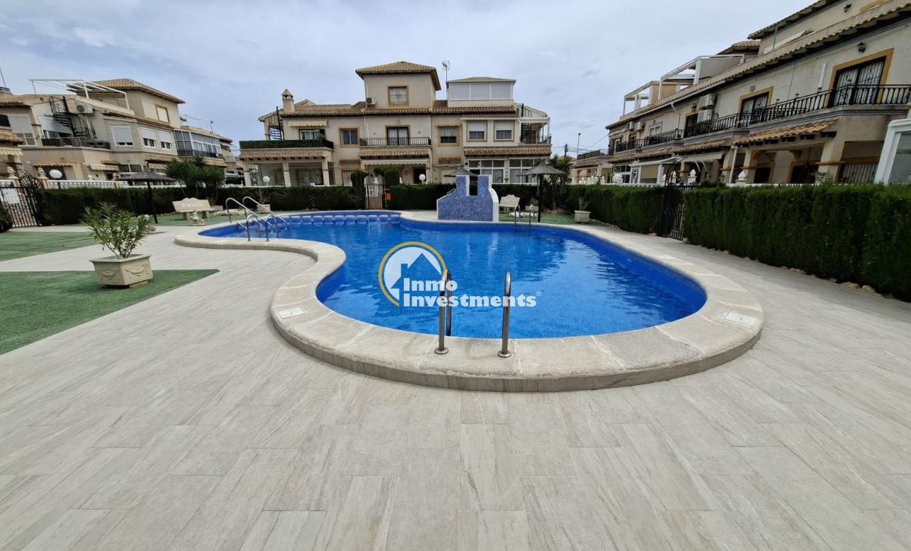 Resale - Bungalow - Orihuela Costa - Playa Flamenca