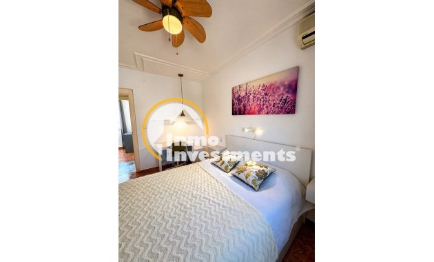Resale - Villa - Torrevieja - Nueva Torrevieja - Aguas Nuevas