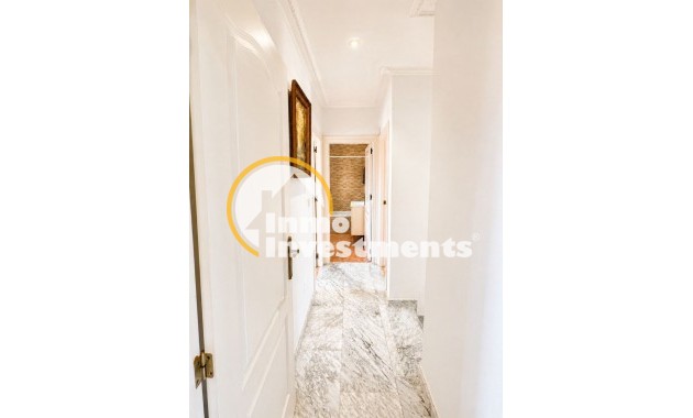 Resale - Villa - Torrevieja - Nueva Torrevieja - Aguas Nuevas