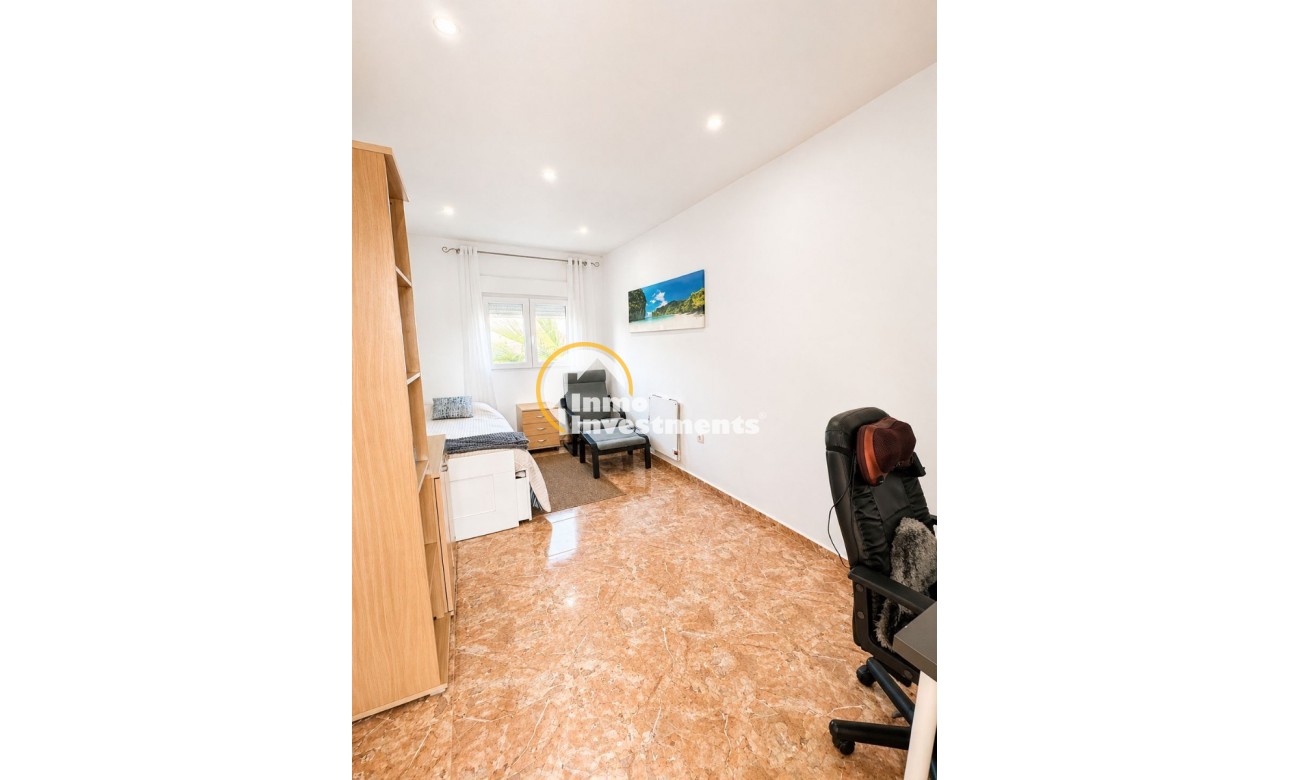 Resale - Villa - Torrevieja - Nueva Torrevieja - Aguas Nuevas