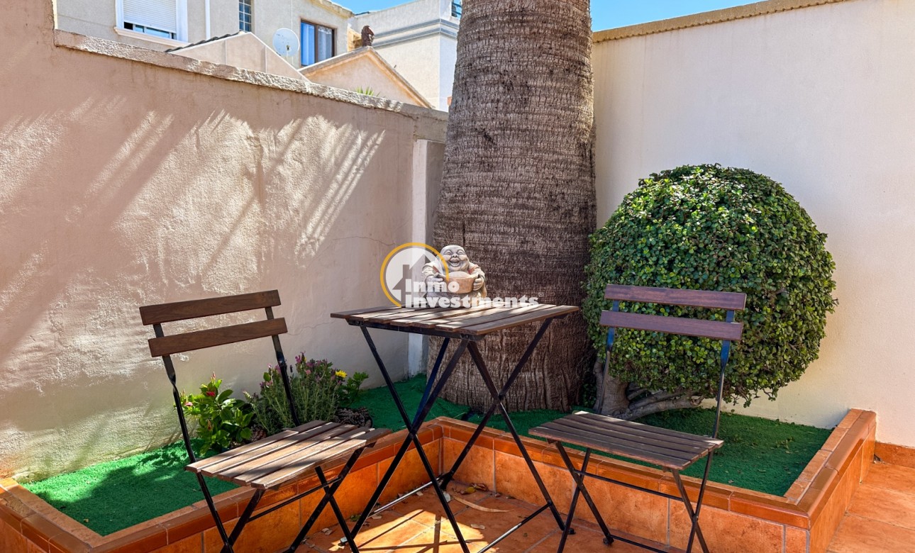 Resale - Villa - Torrevieja - Nueva Torrevieja - Aguas Nuevas