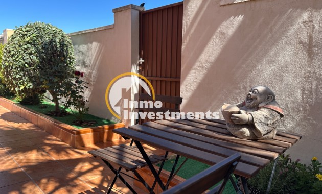 Resale - Villa - Torrevieja - Nueva Torrevieja - Aguas Nuevas