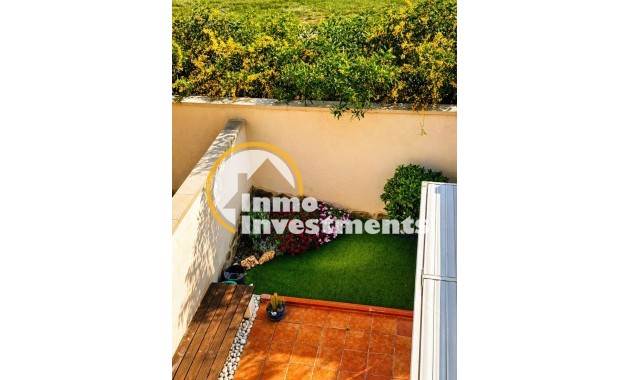 Resale - Villa - Torrevieja - Nueva Torrevieja - Aguas Nuevas